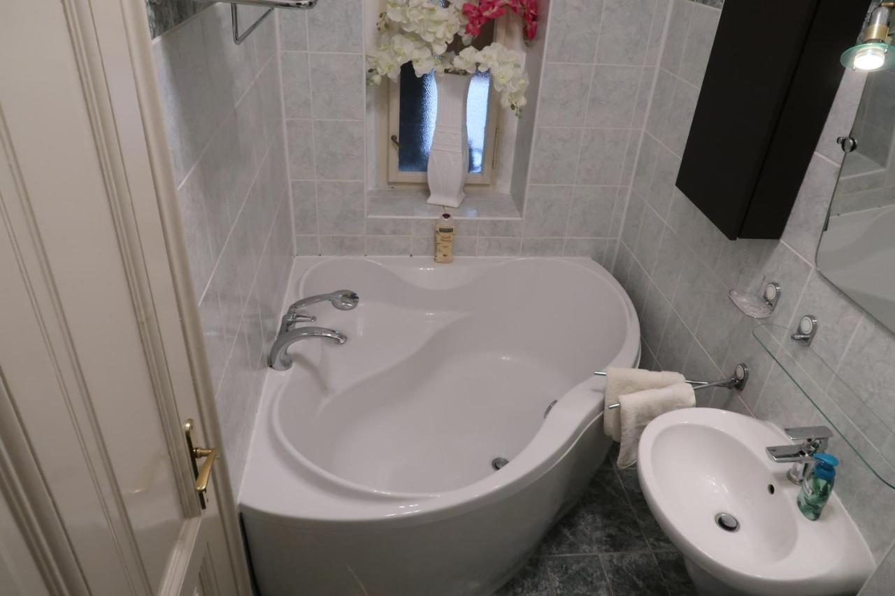 Apartment Themis 카를로비바리 외부 사진