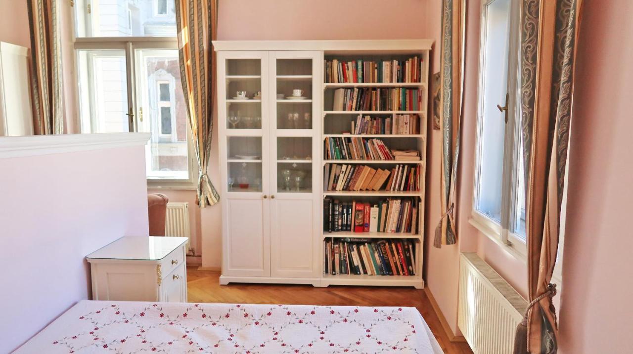 Apartment Themis 카를로비바리 외부 사진