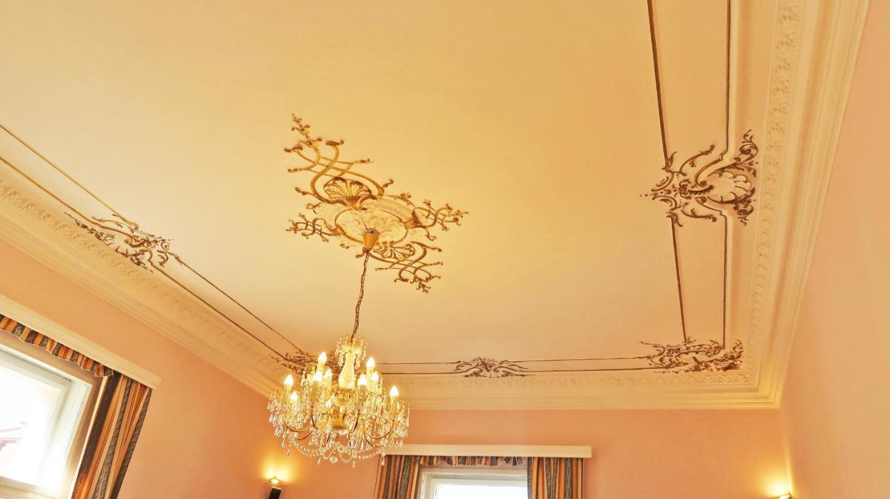 Apartment Themis 카를로비바리 외부 사진